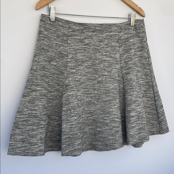 GAP Gray Skater Mini Skirt Large - Picture 7 of 13